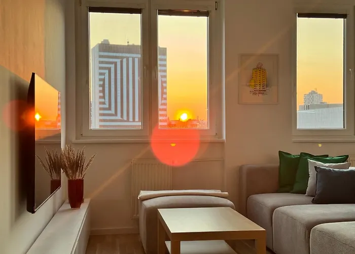 Castle View 3br In Old Town